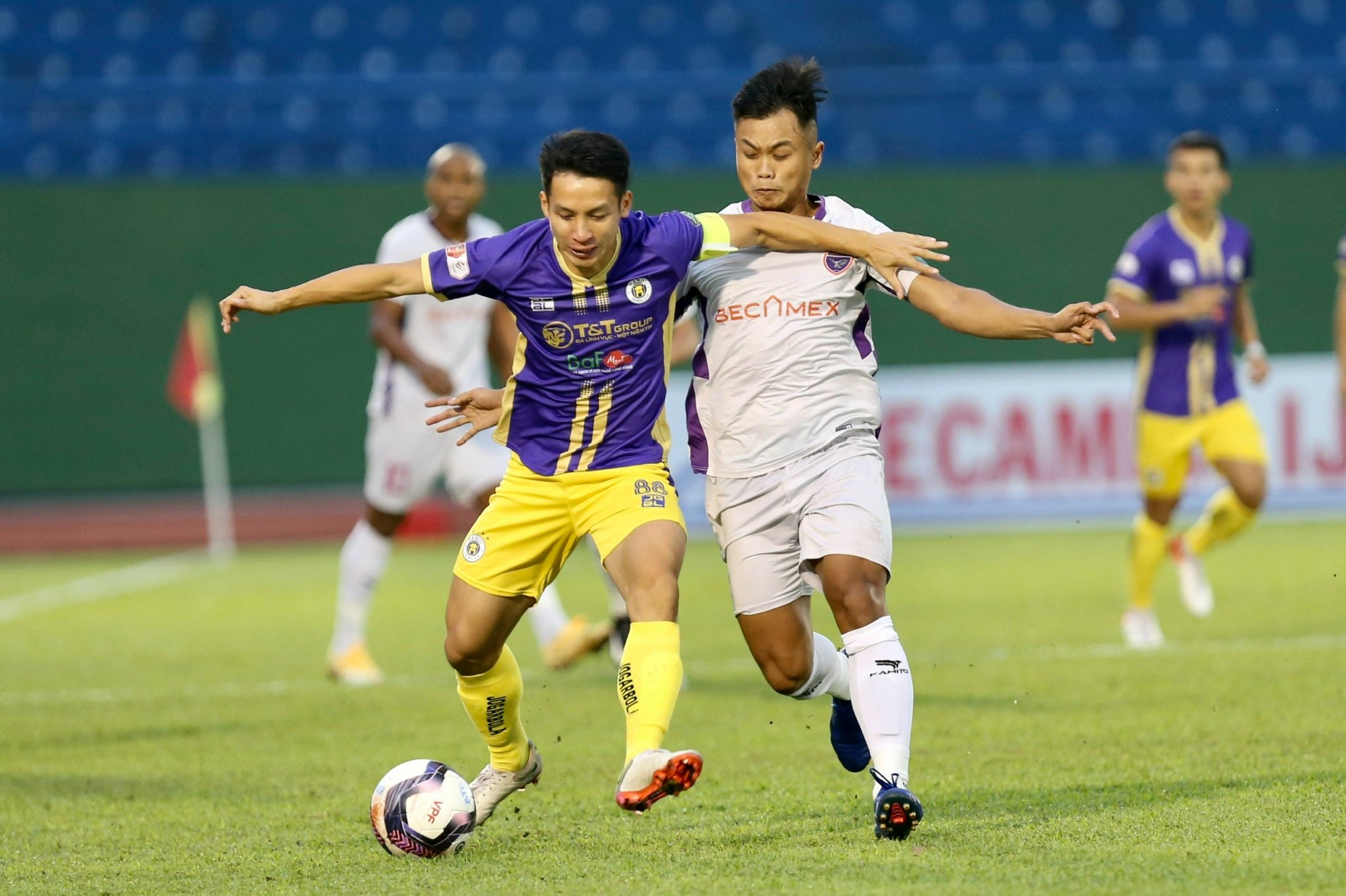 nhan-dinh-soi-keo-ha-noi-vs-binh-duong-luc-19h15-ngay-14-11-2024-1